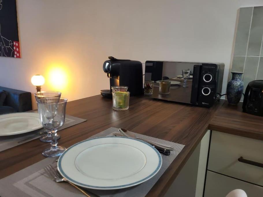 O Bon'Endroit - Appartement Confort - Centre Ville Vienne  Eksteriør bilde