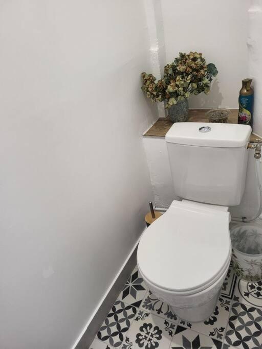 O Bon'Endroit - Appartement Confort - Centre Ville Vienne  Eksteriør bilde